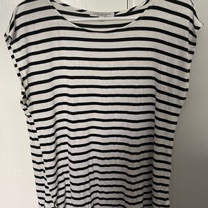 Women’s stripped tee-shirt